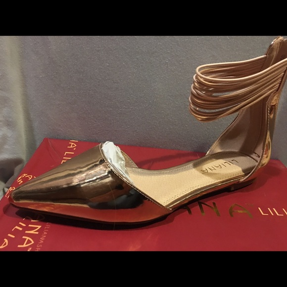 Shoes - Picture 3 of 4